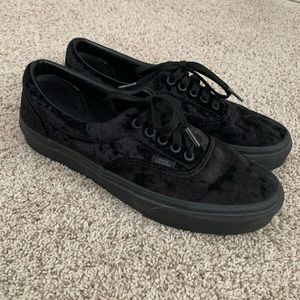 Black velvet Vans